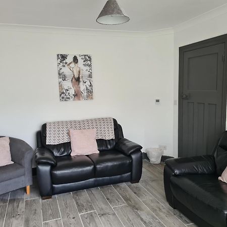 Villa Blodfa Holyhead Exterior foto